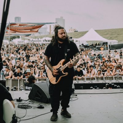 @thousandbelow | @schecterguitars | @padres | https://t.co/nJ70RKMupF