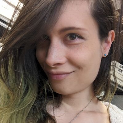 She/Her ♀️ LGS Vampire/Writer & Artist | It is the Universe that makes fun of us all.