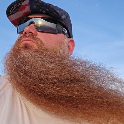 Dad and Beard owner. I enjoy bringing positivity to people's lives. Smile it's infectious.