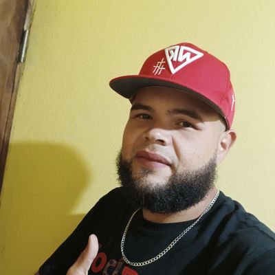 MaximoR18175's profile picture. 