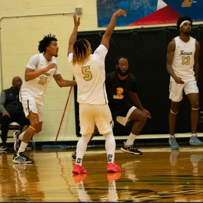 CollinsBraylon's profile picture. 