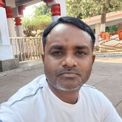 AcAjitchoudhary's profile picture. Life is not bed of Roses