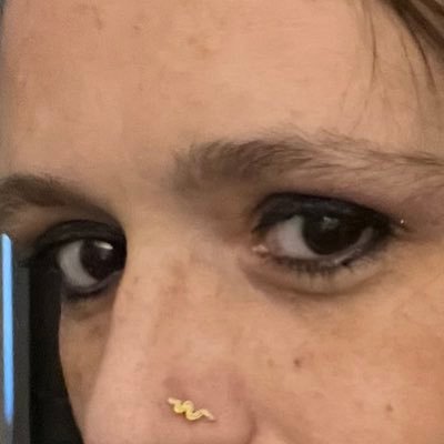 Diana Alastair💚🤍💜 ✡️⚢ ❌❌ Profile
