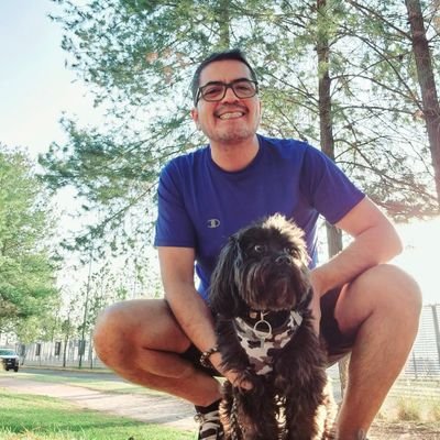 Magistrado Penal del Supremo Tribunal de Justicia del estado de Michoacán.
Escritor. Novelista. En ocasiones escribo versos para aliviar al corazón.