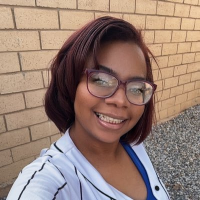 Bluesky: https://t.co/ahmk5oUlTG Pop culture content creator . 32.