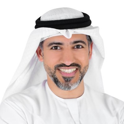رئيس فريق الامارات للسيارات الكهربائية 🚗🔋 , كرويا مع زعيم الامارات ولندن 💜❤️