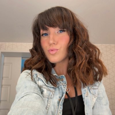 crys; ๐ Profile
