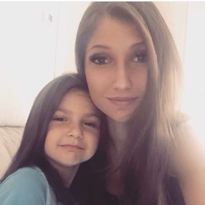 angelinawigan's profile picture. If you can’t be anything in life just be kind ❤️