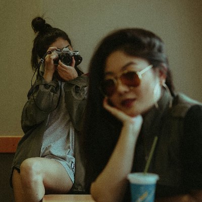 lisakordis's profile picture. Try to put yourself in the shoes of the Gifs when they find out they are being traded illegally.