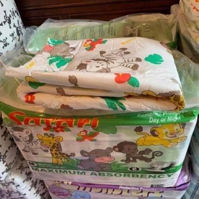I'm a nursery mommy who is seeking for abdl adult babies then change their diapers always