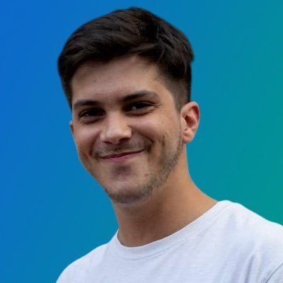 Faço comentários satíricos sobre assuntos que não interessam assim tanto.