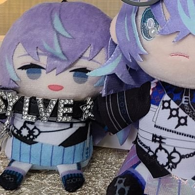 ヘッダー 『朱東(@iima_20)』様(⟵とても素敵な絵師様)
🐙🌟 ̖́、⚔️など