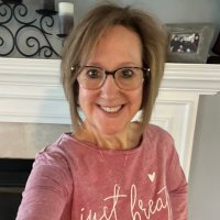 Traci L. Bastuba (@traciluvs2teach) 's Twitter Profile
