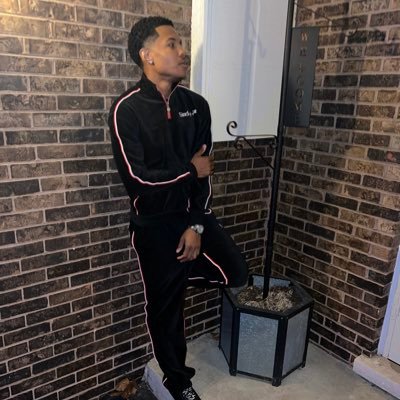 Andreballer1's profile picture. I LIKE MY POCKETS FULL🤷🏾‍♂️💰