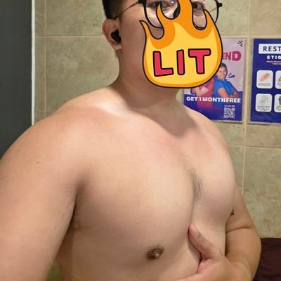 30. Vers. Discreet. CHECK TG FOR MY POPPERS STORE HOURS 🥰. If you know me, just keep it to yourself. Please respect my privacy as I respect yours ☺️. NSFW 🔞