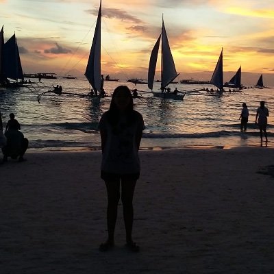 IrisZulueta's profile picture. #HappyIris