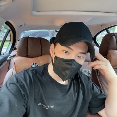 I am han from Korea CEO of sk phone accessory Telecom