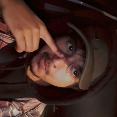 thebrownart's profile picture. dress black and smell nice