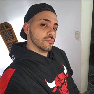 famoso_fede's profile picture. 26-Musico- basquet 🏀- Futuro biólogo 🧬