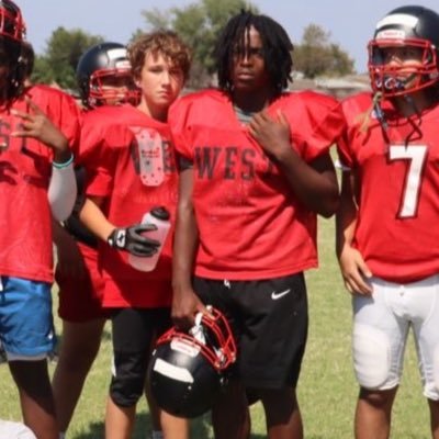 8Th Grade Rb | Class of 2030 | Moore, Oklahoma | height 5’6 |183lbs playmaker |100m 12.45 Email |devinejefferson@icloud.com |