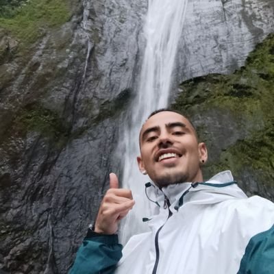 cardcam26's profile picture. 