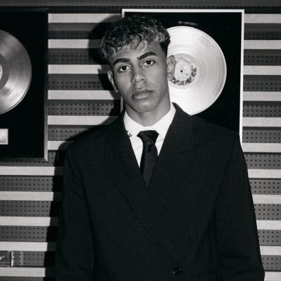 Nueve__21's profile picture. Visca Barça | #LM8 @Fcbarcelona | Culer - Messi