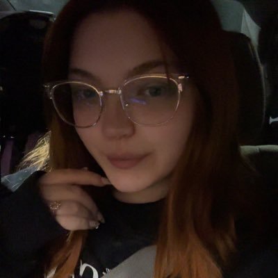 your friendly neighborhood fat girl 🍙 pc gamer + ask for my discord