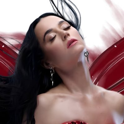 Your first, biggest and most reliable charts and sales source about Katy Perry | Fan Account