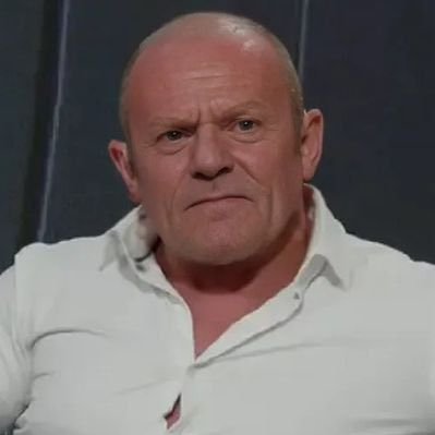 ryniuwalther's profile picture. 