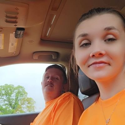Hey, I'm Zac, a cannabis advocate and coniseur! I have a wonderful wife named Breanna that I love very much! I love music, concerts, cannabis and my wife!