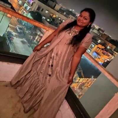 आयुष्य एकदाच मिळतं आणि मला त्यातल्या प्रत्येक क्षणाचा आस्वाद घ्यायचाय...❣️
आयुष्याचा सोहळा व्हावा.🥰
#मंजिरी
#मधुरा
RT Is Not Endorsement.🌸