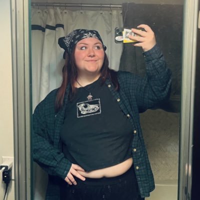 23 ✮ music enjoyer love chilling hanging around etc