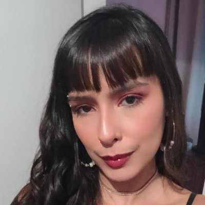 KarineCoan_'s profile picture. Poeira cósmica