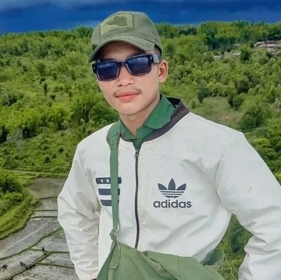 mo652723's profile picture. သွမ်ႉသၢဝ်တႆးၶႃႈ