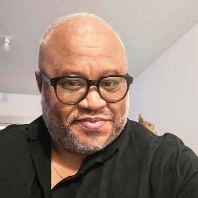 ErickGrondin's profile picture. Mode : Create your style!