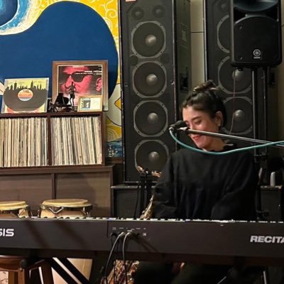 O416Jun's profile picture. 息をするように唄えたらjunjunjujujuju@gmail.com