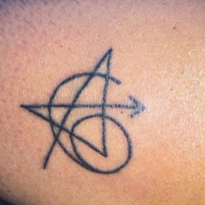 aealbert_'s profile picture. 