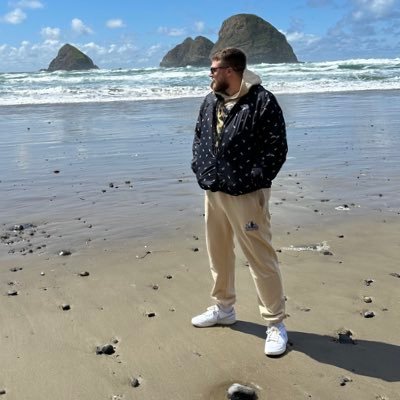 ColemanGSweeney's profile picture. Chabels. Free Agent Basketball Coach