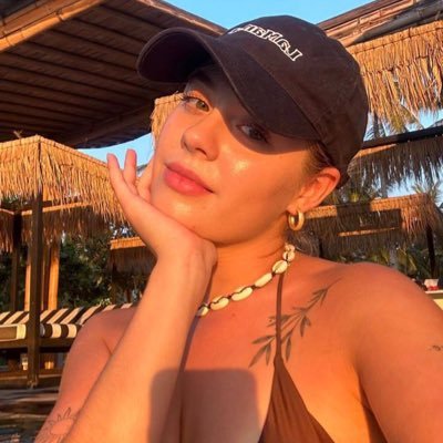 Benalla561283's profile picture. All’s fair in love and poetry...