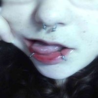 Kitty (=`ω´=) (@kittymmeowmew) 's Twitter Profile