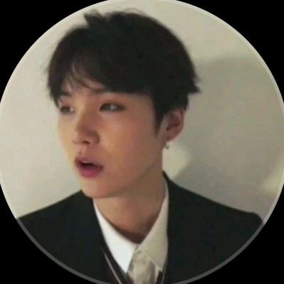 conhlen's profile picture. yoongi y yo bulleando pendejos