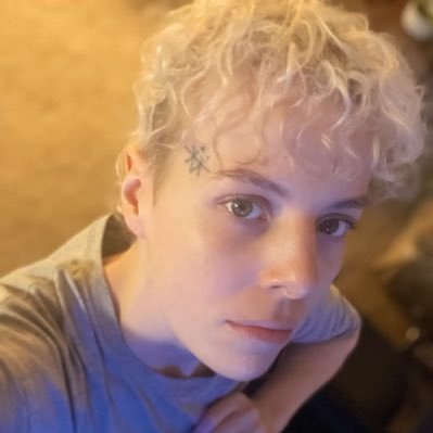 xmiasmas's profile picture. xx tbd