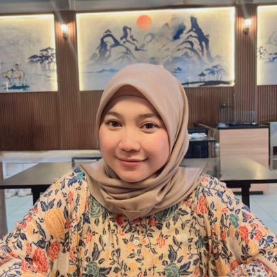 juniiiita's profile picture. Diet mulai besok • Sedang memperbaiki • Jangan stalking, digembok soalnya 🤪
