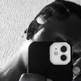 bornaddictt's profile picture. It’s my tweets, all of una de mad.