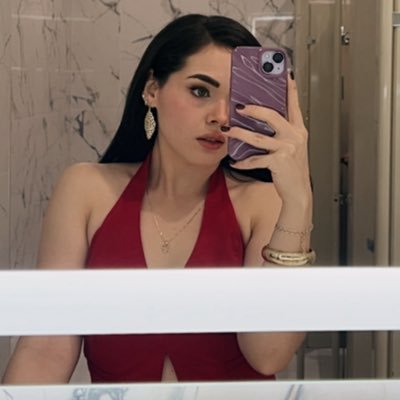 Aʀᴏ̨. | ♋︎ | 𝕌𝕟𝕒 𝕓𝕒𝕕 𝕓𝕚𝕥𝕔𝕙 𝕘𝕚𝕣𝕝 𝕕𝕖 𝕝𝕠𝕤 𝟡𝟘