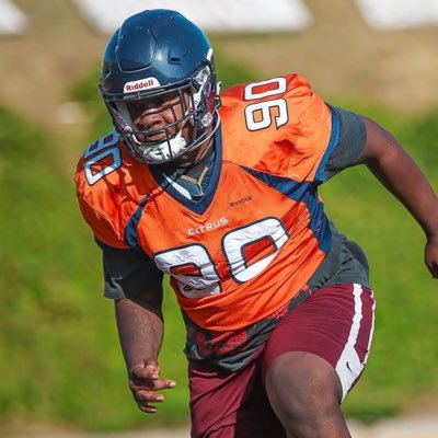 yeah_j3's profile picture. 6’3 305 OL Citrus College