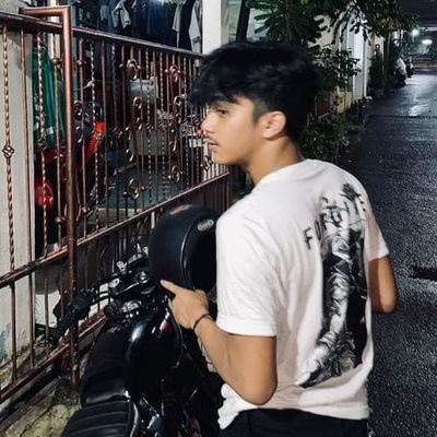 dootchsman's profile picture. Sibuk mengarungi lautan gawean