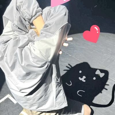 วงจีนแตกได้ยังพี่ แตกได้ยัง
จะอยู่ตรงนี้กับเตนล์เสมอ ในทุกช่วงเวลา🤘 Fan Account. 🐈⬛🐈⬛
รักน้องเตนล์เหมือนหมาตัวนึง 🐈
แอคนี้มี ADMIN 1 ADMIN 2