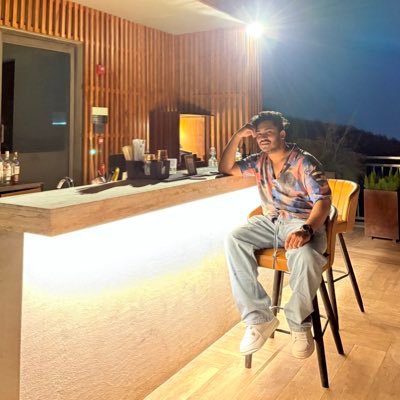ghazab ka akelapan hai yaha toh, bhai // Doctor // Dehradun // Find me at Chai Thela || @msdhoni