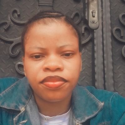 PrettyB39942398's profile picture. I will teach you how to generate income with just your Smart phone 📱❤️ if you're interested DM 🥰❤️
Whatsapp: 08157357570